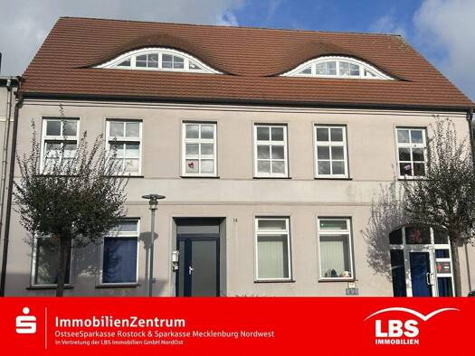 Stadthaus zum Kauf 477.000 € 14 Zimmer 375 m² 1.240 m² Grundstück frei ab 01.07.2026 Tessin 18195
