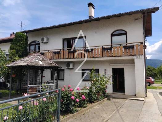 Haus zum Kauf 530.000 € 7 Zimmer 393 m² Centar, Zapresic Zaprešić