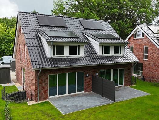 Doppelhaushälfte zur Miete - Erstbezug 1.949 € 4 Zimmer 108,3 m² 200 m² Grundstück frei ab sofort Tostedter Weg 7 Holm-Seppensen Buchholz in der Nordheide 21244