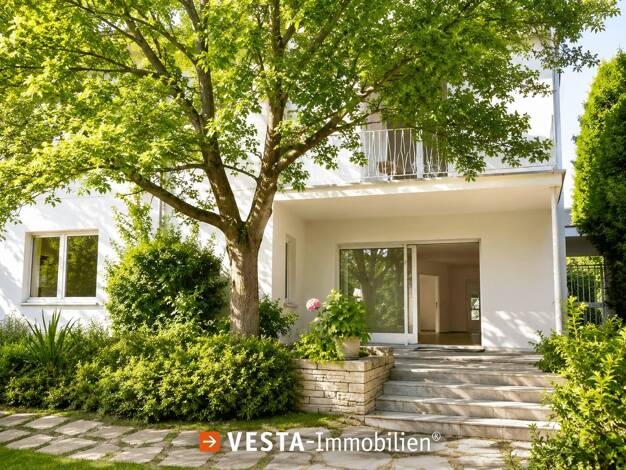 Haus zur Miete 3.950 € 6 Zimmer 247,4 m² 1.000 m² Grundstück Eschersheim Mitte-Nord 60431