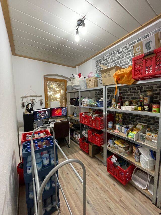 Property thumbnail 11