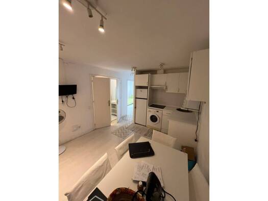 Wohnung zum Kauf 350.000 € 6 Zimmer 133 m² l'Hospitalet de Llobregat 08903