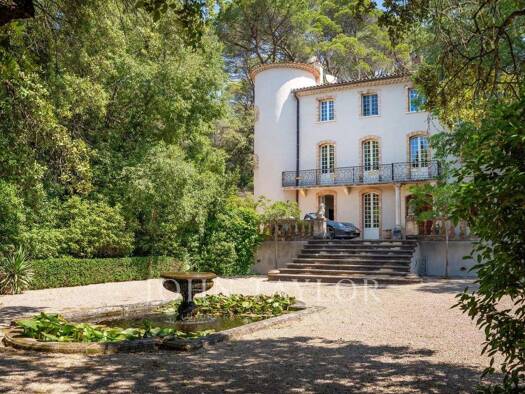 Haus zum Kauf 9.500.000 € 800 m² 130.000 m² Grundstück La Ville Lorgues 83510
