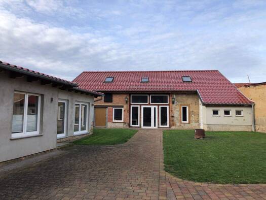 Bungalow zum Kauf 250.000 € 3 Zimmer 75 m² 576 m² Grundstück frei ab sofort Im Unterdorf 8 Wormstedt Bad Sulza 99518