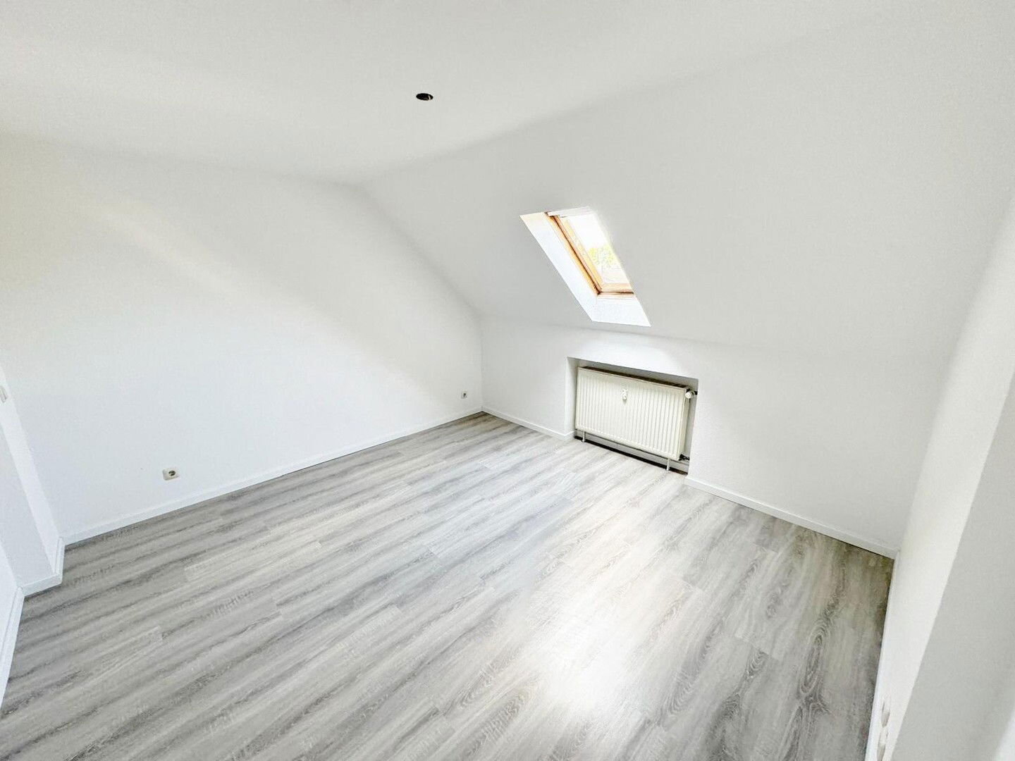 Wohnung zur Miete 590 € 3,5 Zimmer 72 m²<br/>Wohnfläche 3.<br/>Geschoss Kray Essen 45307