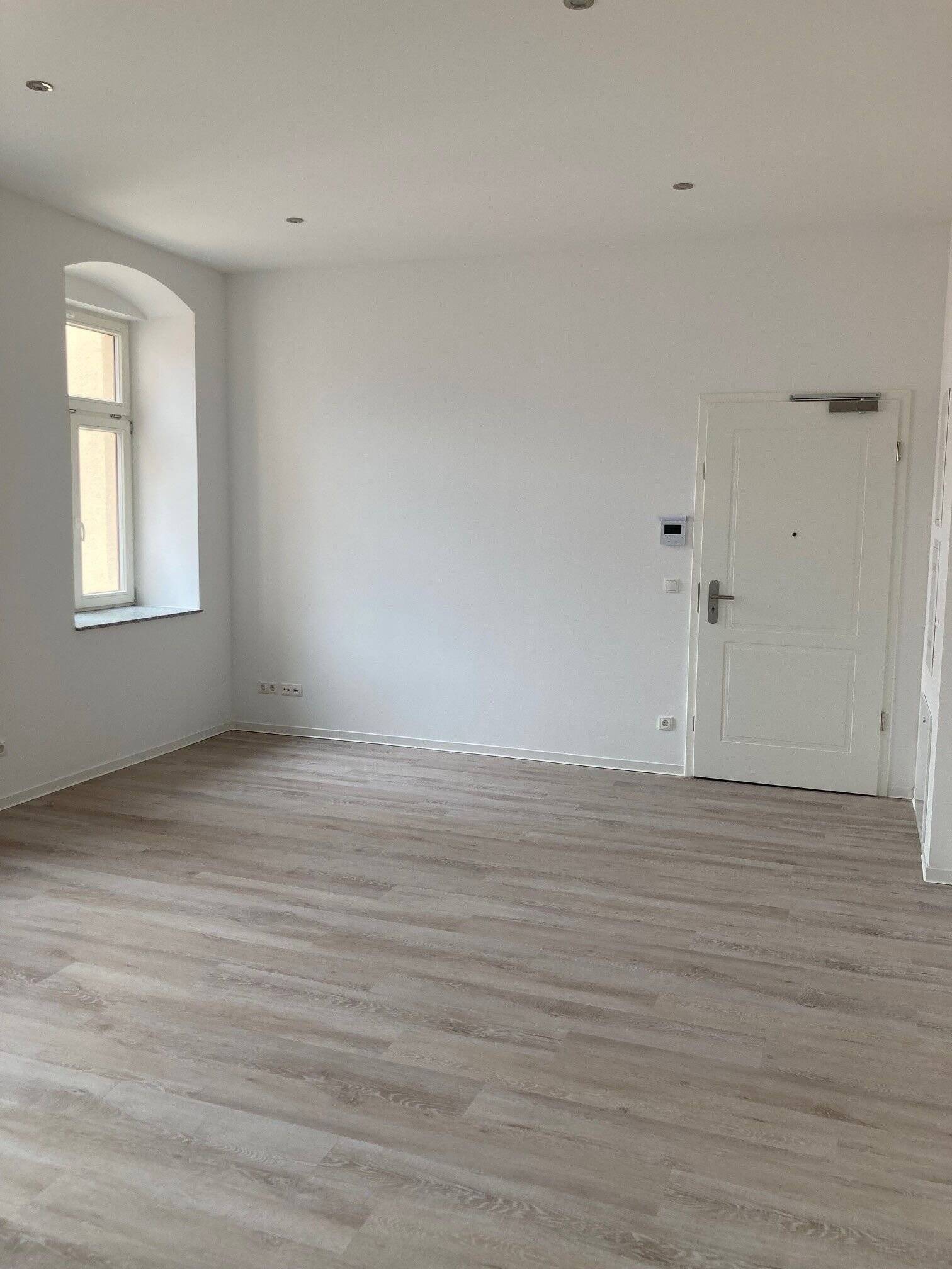 2-Raum-Appartment mit Küche, Lichtsystem, Design- Bad, Aufzug, Waschsalon – An der Markthalle 11, 9111 Chemnitz – Vorschaubild 12