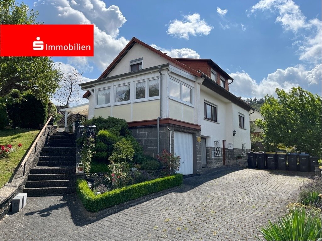 Einfamilienhaus zum Kauf 279.500 € 6 Zimmer 180 m²<br/>Wohnfläche 814 m²<br/>Grundstück 01.10.2024<br/>Verfügbarkeit Ballersbach Mittenaar 35756