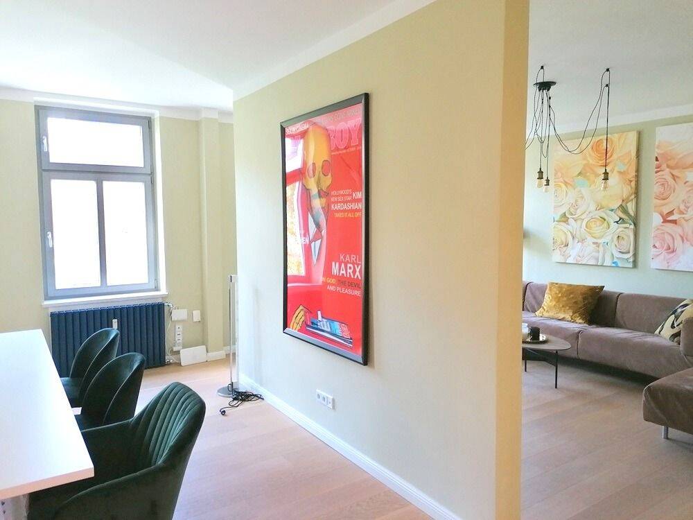 !! Voll möblierte Wohnung mit EBK, Aufzug, Balkon und PKW-Stellplatz !! – Chemnitz – Vorschaubild 3