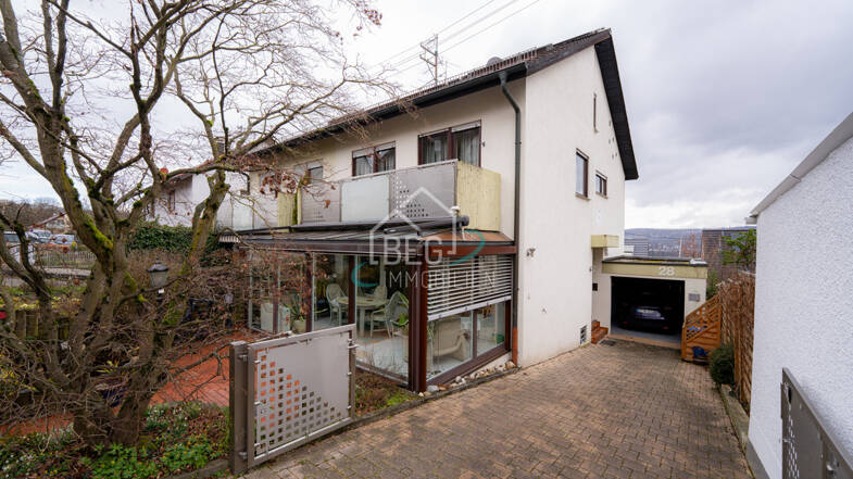 Doppelhaushälfte zum Kauf 728.000 € 6,5 Zimmer 198,4 m² 363 m² Grundstück Berkheim Esslingen am Neckar 73734