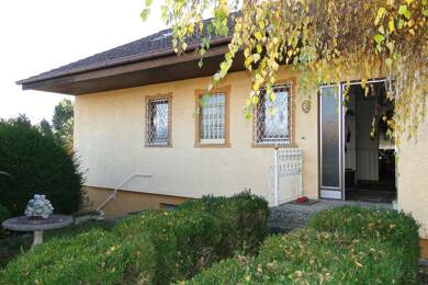 Einfamilienhaus zum Kauf 420.000 € 8 Zimmer 172 m² 855 m² Grundstück Zell am Main 97299