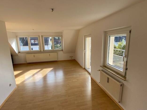 Wohnung zum Kauf 199.500 € 2 Zimmer 47 m² Dachgeschoss, 3. Geschoss Am Bahndamm 24 Schwaig Schwaig b. Nürnberg 90571