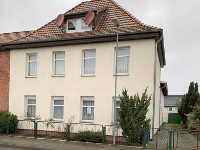 Haus zum Kauf 150.000 € 8 Zimmer 197,4 m² 636 m² Grundstück frei ab sofort Neustadt-Glewe Neustadt-Glewe 19306
