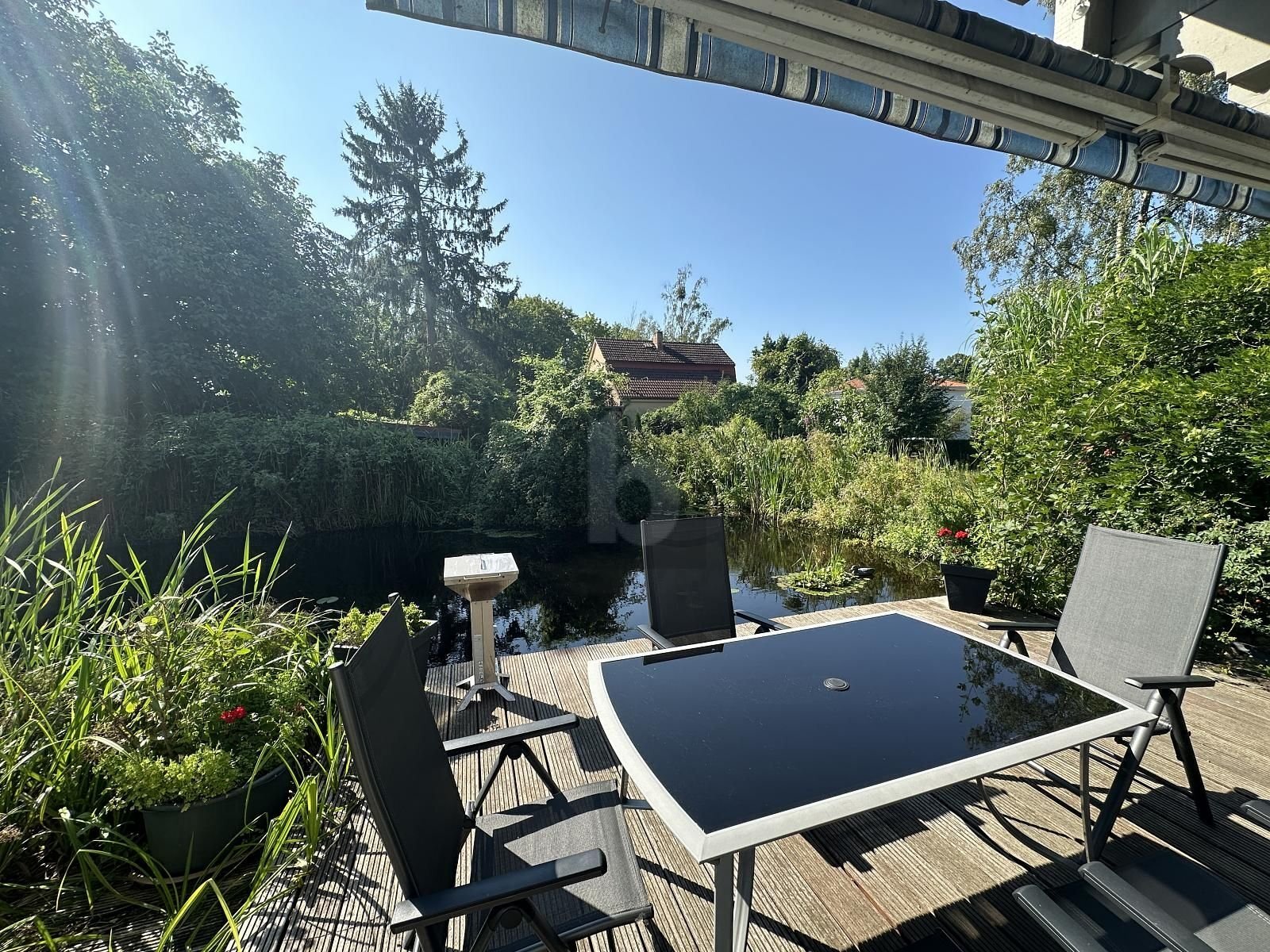 Mehrfamilienhaus zum Kauf 1.750.000 € 8 Zimmer 311 m²<br/>Wohnfläche 1.652 m²<br/>Grundstück Falkenhagen Falkensee 14612