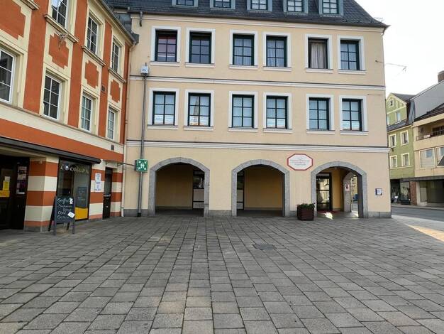 Laden zum Kauf 112.000 € 603 m² Verkaufsfläche Selb 95100