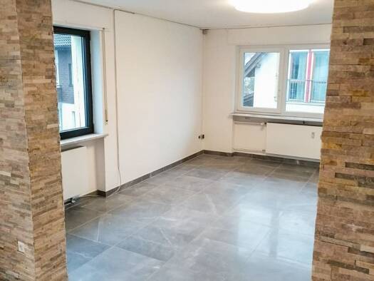 Wohnung zum Kauf 299.000 € 4 Zimmer 90 m² 1. Geschoss Forchheim Rheinstetten / Forchheim 76287