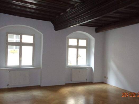 Wohnung zur Miete 420 € 2 Zimmer 64,4 m² 3 Geschosse Naumburg Naumburg (Saale) 06618