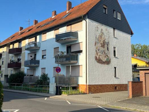 Mehrfamilienhaus zum Kauf provisionsfrei 1.200.000 € 25 Zimmer 431 m² 480 m² Grundstück frei ab 01.10.2026 Großauheim Hanau 63457