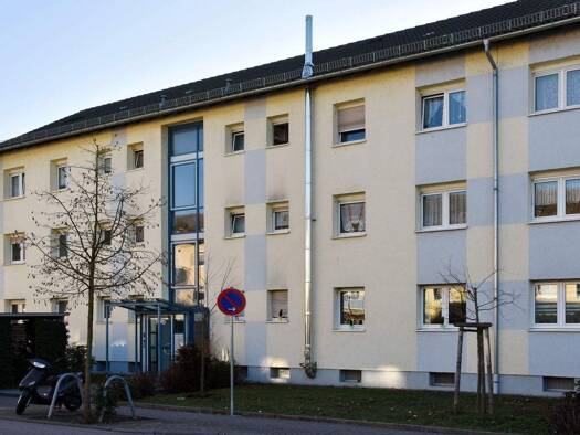 Wohnung zur Miete 610 € 4 Zimmer 71,5 m² 2. Geschoss frei ab 01.05.2026 Kirschenstraße 108 Viernheim 68519