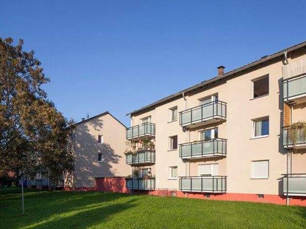 Wohnung zur Miete 814 € 3 Zimmer 62,6 m² 2. Geschoss frei ab 10.02.2026 Hohenfriedbergstr. 25 Eller Düsseldorf 40231