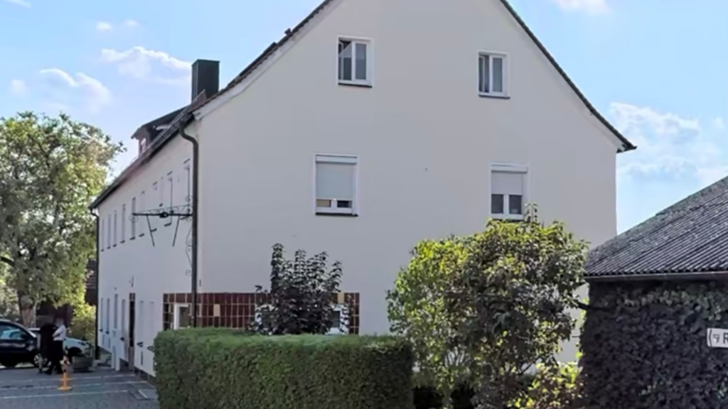 Wohnung zur Miete 675 € 3 Zimmer 90 m² 1. Geschoss Rathausstr. 2 Ursensollen 92289