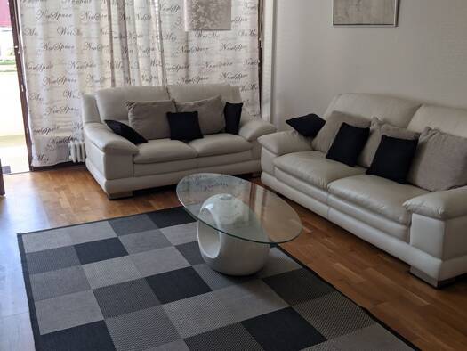 Wohnung zur Miete 1.100 € 2 Zimmer 55 m² Geschoss 1/4 frei ab sofort Hinter dem Schwalbeneck 13 Innenstadt Innenstadt 86152