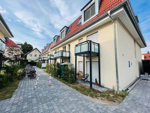 Wohnung zur Miete 580 € 1 Zimmer 28 m² Geschoss 1/2 frei ab 01.03.2026 Heinersdorf Berlin 13089