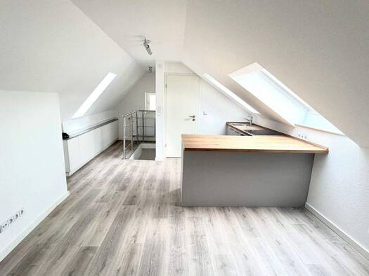 Studio zur Miete 500 € 1 Zimmer 38 m² 3. Geschoss frei ab 01.03.2026 Kurze Straße 7 Wüste Osnabrück 49080