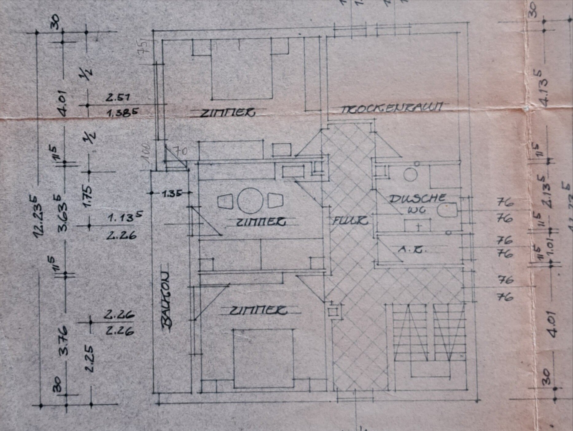 Mehrfamilienhaus zum Kauf 310.000 € 10 Zimmer 190 m²<br/>Wohnfläche 1.580 m²<br/>Grundstück Künzing Künzing 94550