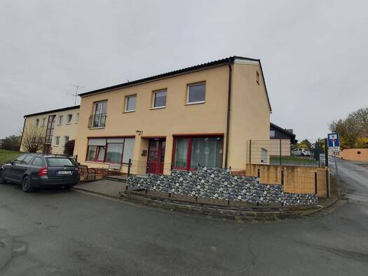 Wohnung zur Miete 775 € 4,5 Zimmer 100 m² 1. Geschoss frei ab sofort Untersteinach Untersteinach 95369