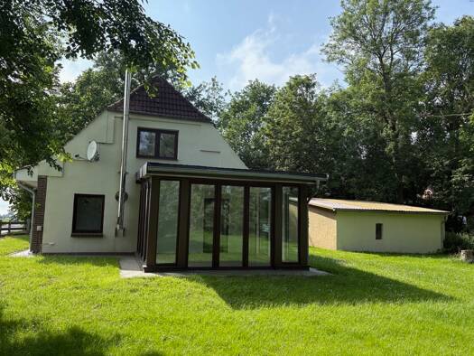 Einfamilienhaus zur Miete 850 € 4 Zimmer 158 m² 2.200 m² Grundstück frei ab 01.05.2026 Tönning / Kating 25832