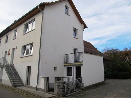 Doppelhaushälfte zur Miete 850 € 4,5 Zimmer 91 m² 94 m² Grundstück frei ab 01.10.2026 Ober-Abtsteinach Abtsteinach 69518