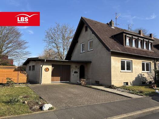 Doppelhaushälfte zum Kauf 147.000 € 4,5 Zimmer 113,7 m² 620 m² Grundstück frei ab sofort Pöhlde Herzberg am Harz 37412