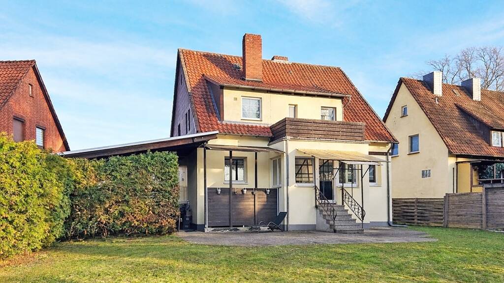 Einfamilienhaus zum Kauf 365.000 € 5 Zimmer 131 m² 865 m² Grundstück Gifhorn 38518