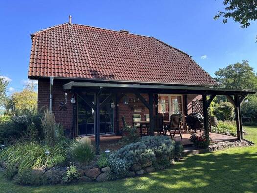 Einfamilienhaus zum Kauf 269.900 € 4 Zimmer 125 m² 1.222 m² Grundstück Godow Varchentin OT Carolinenhof 17192