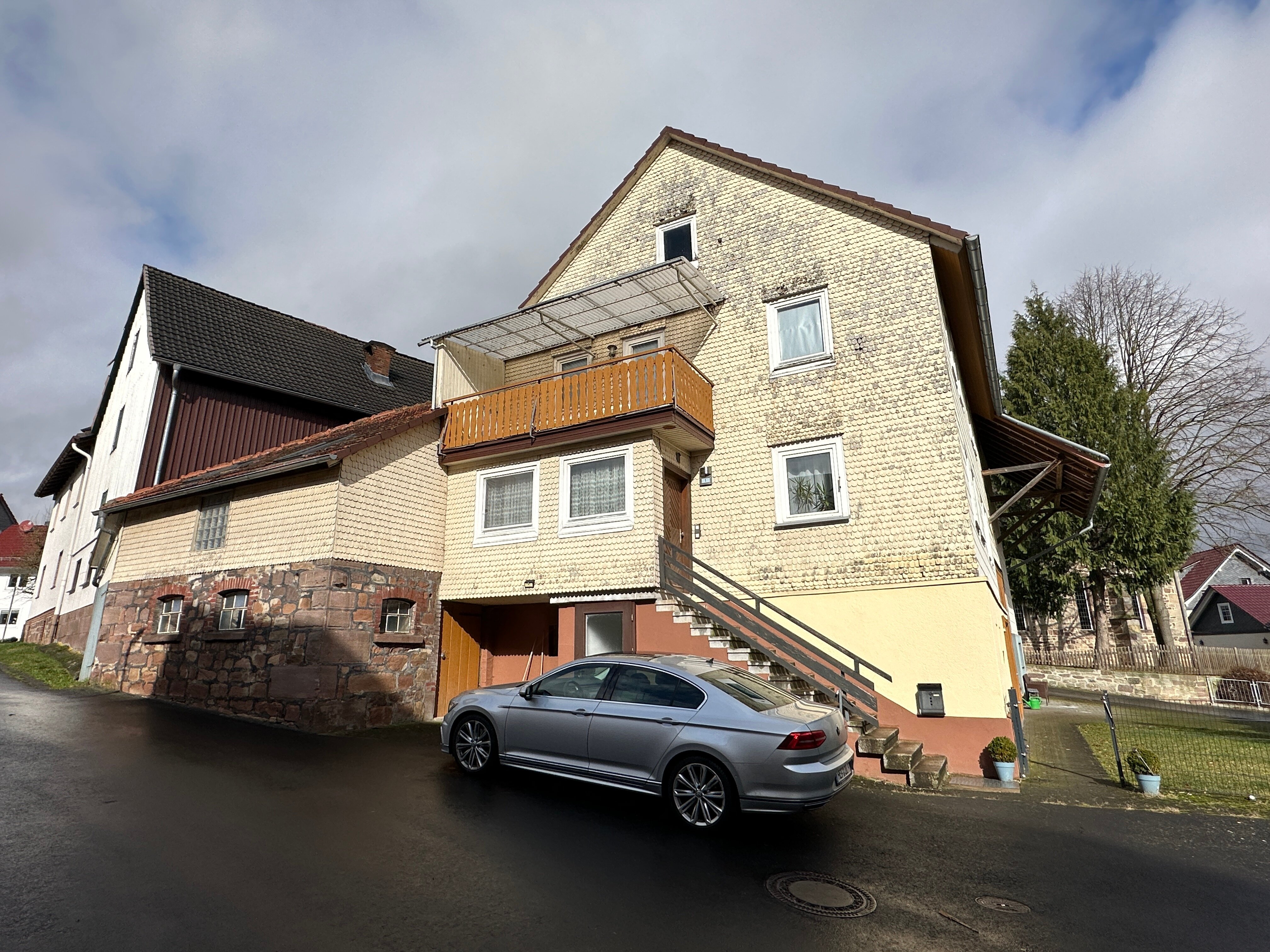 Einfamilienhaus zum Kauf 115.000 € 7 Zimmer 156 m²<br/>Wohnfläche 456 m²<br/>Grundstück Mühlbach Neuenstein 36286