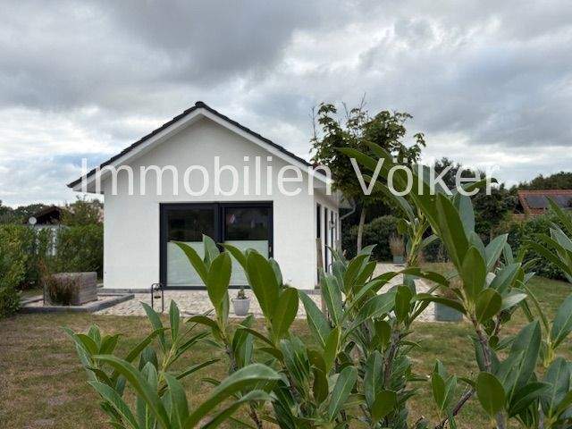 Immobilie in Lembruch - Exklusives Wochenendhaus am Dümmer See - Bild 2