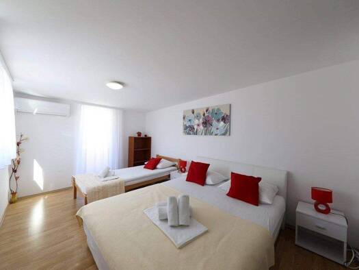 Haus zum Kauf 619.000 € 7 Zimmer 299 m² 600 m² Grundstück Kaštelanec