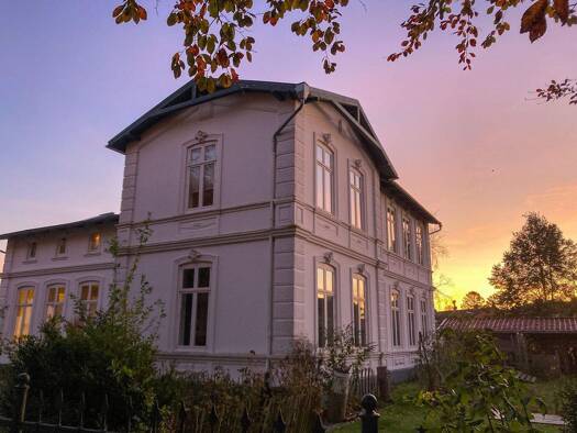 Villa zum Kauf 1.289.000 € 7 Zimmer 300 m² 996 m² Grundstück frei ab sofort Burg auf Fehmarn Fehmarn 23769