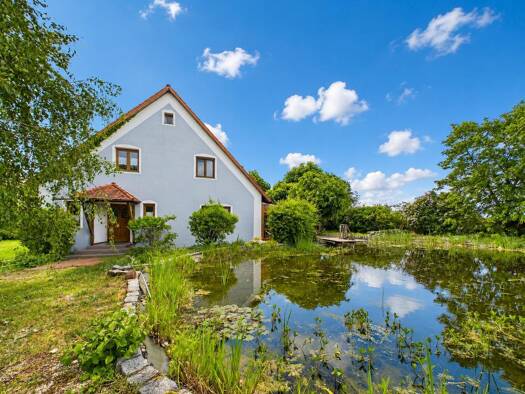 Einfamilienhaus zum Kauf 750.000 € 5 Zimmer 161 m² 1.700 m² Grundstück Perkam Perkam 94368