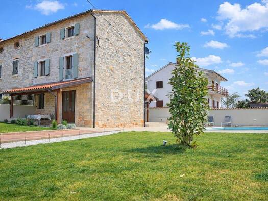 Einfamilienhaus zum Kauf 580.000 € 3 Zimmer 120 m² 480 m² Grundstück Kaštelir 52464