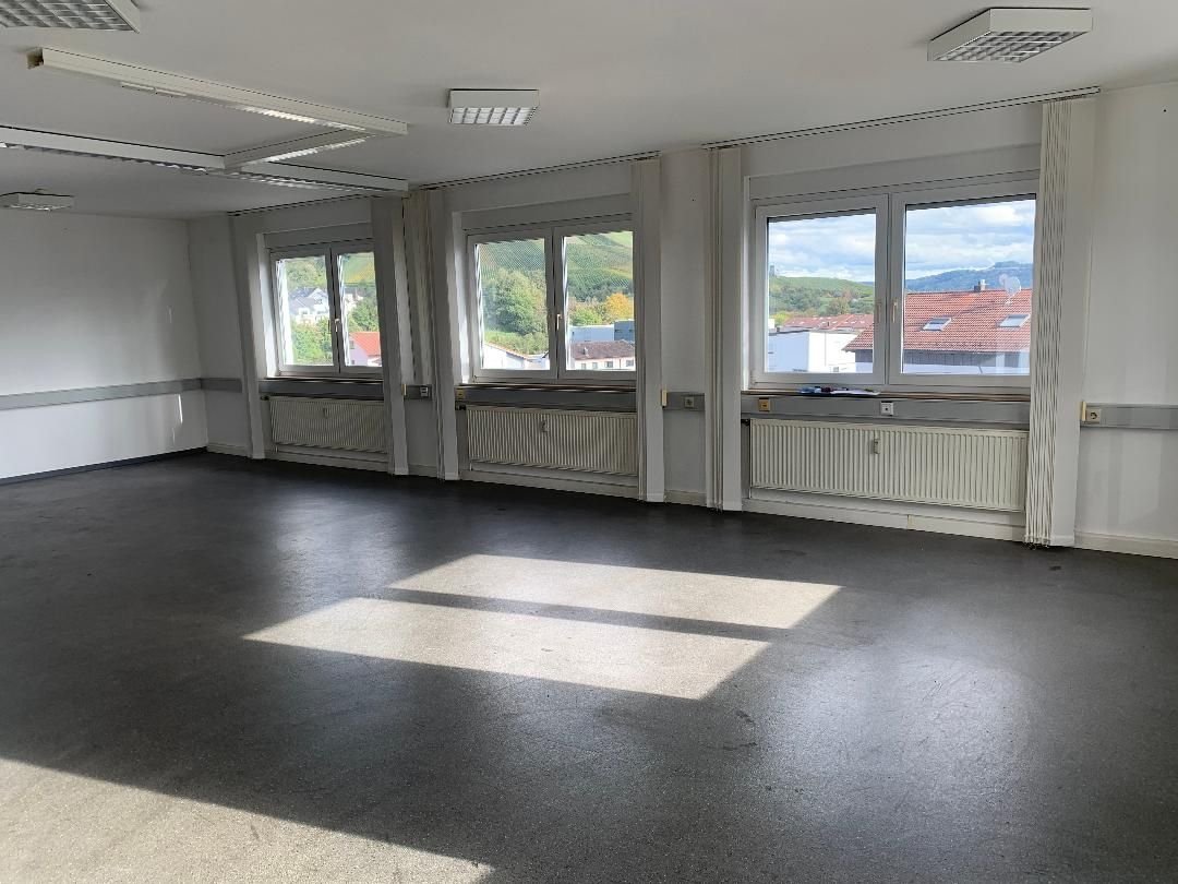 Bürofläche zur Miete 675 € 2 Zimmer 110 m²<br/>Bürofläche Korb Korb 71404