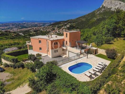 Haus zum Kauf 5 Zimmer 452 m² Klis