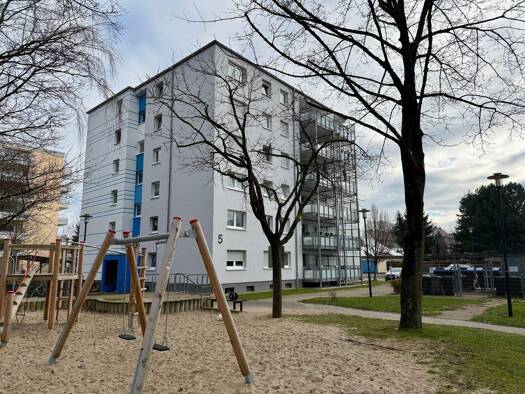 Wohnung zur Miete 670 € 3 Zimmer 79,8 m² 4. Geschoss frei ab 01.05.2026 Bresinaweg 5 Soest 59494