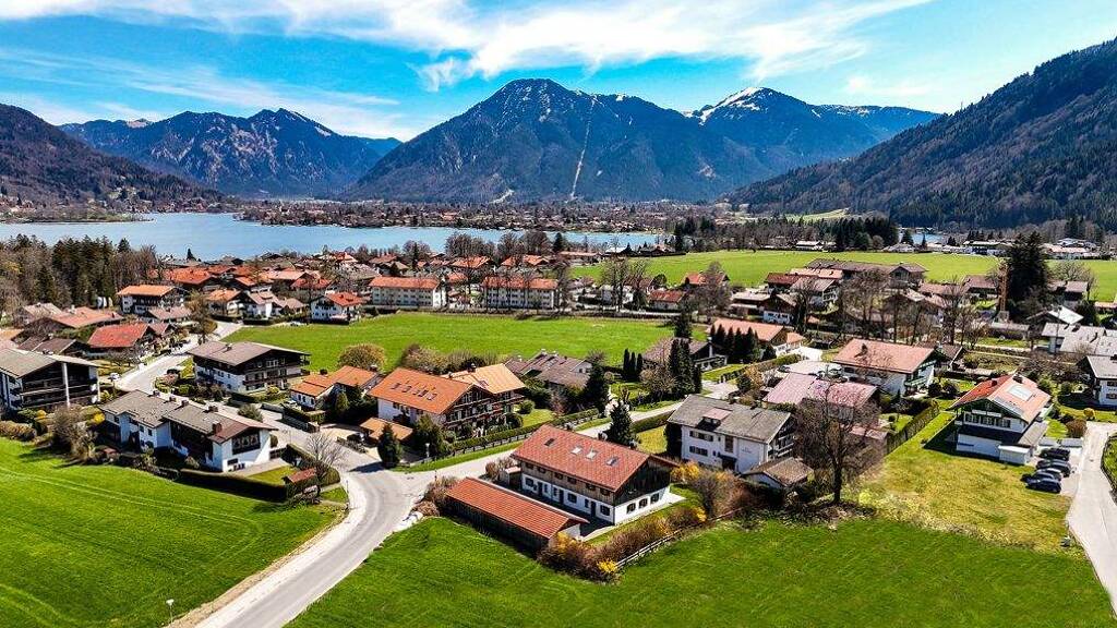 Grundstück zum Kauf 1.950.000 € 1.966 m² Grundstück Bad Wiessee 83707