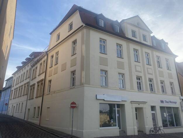 Wohnung zur Miete 520 € 2,5 Zimmer 74,2 m² 2. Geschoss Burgstraße 7 Merseburg 06217