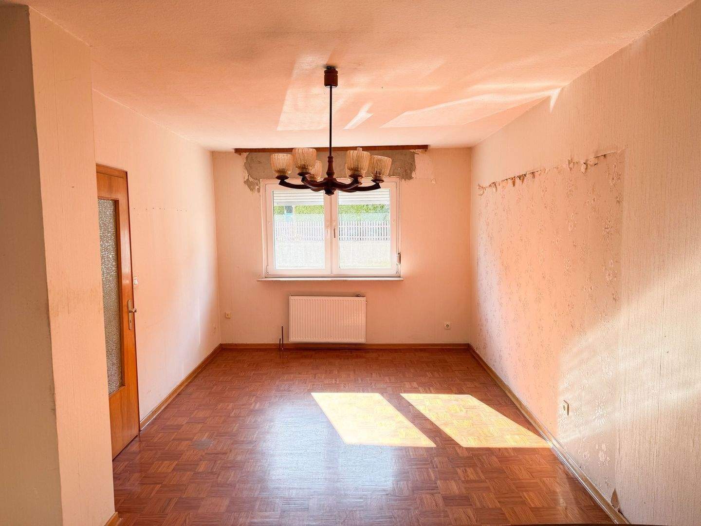 Immobilie in Großalmerode - Projekt für Handwerker: Massiv gebautes Einfamilienhaus in Rommerode - Bild 3