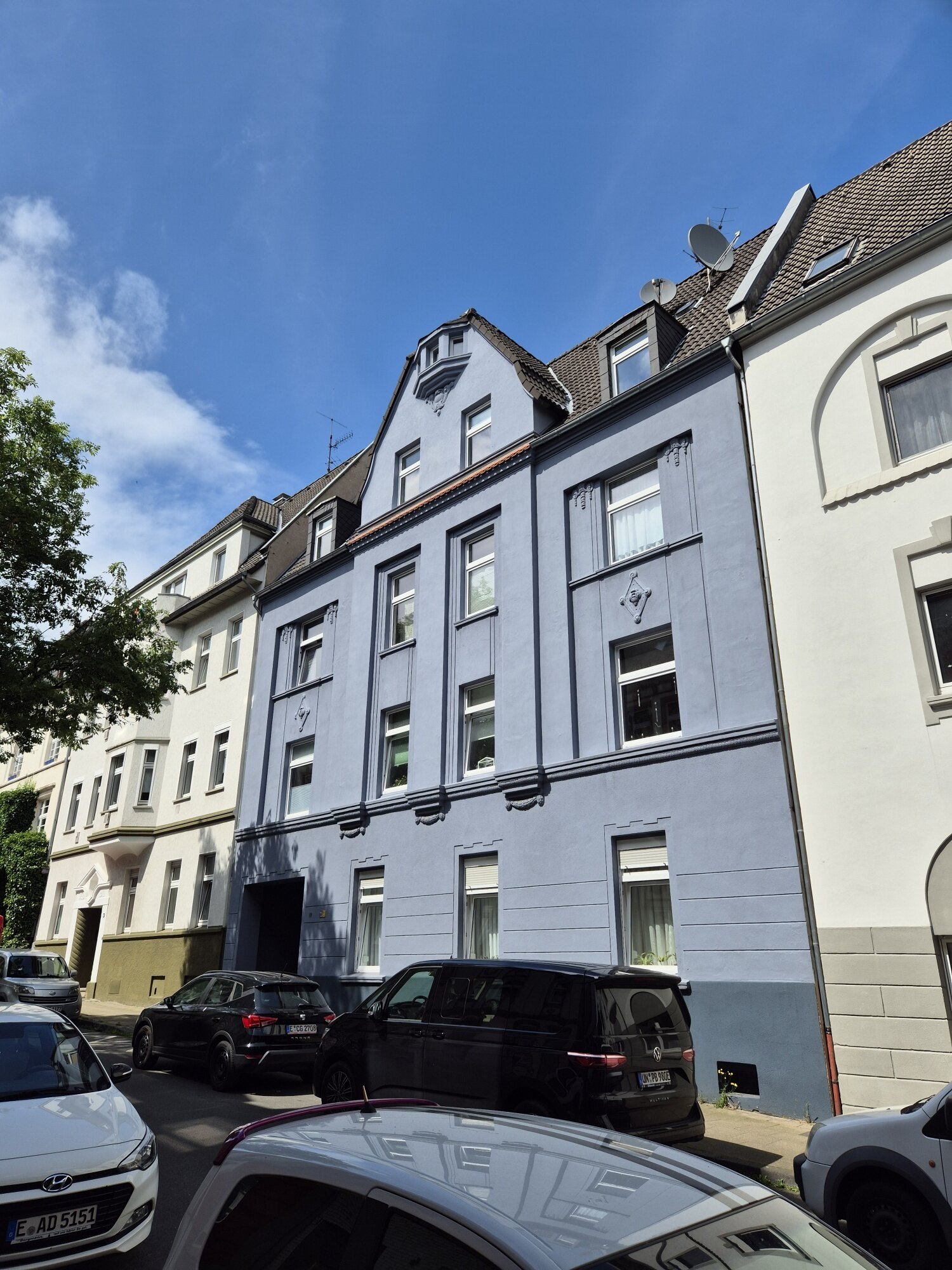 Mehrfamilienhaus zum Kauf provisionsfrei 749.000 € 25 Zimmer 420 m²<br/>Wohnfläche 276 m²<br/>Grundstück Steele Essen 45276