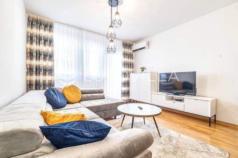 Wohnung zur Miete 900 € 1 Zimmer 60 m²<br/>Wohnfläche 5.<br/>Geschoss Pescenica 10000