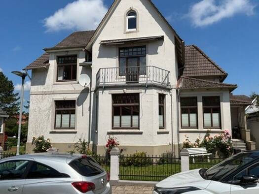 Wohnung zur Miete 1.250 € 3 Zimmer 92 m² Geschoss 1/2 frei ab 01.10.2026 Hindenburgstraße 6 Bad Segeberg 23795