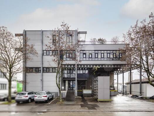 Lagerhalle zur Miete 7,80 € 1.075 m² Lagerfläche Korntal Korntal-Münchingen 70825